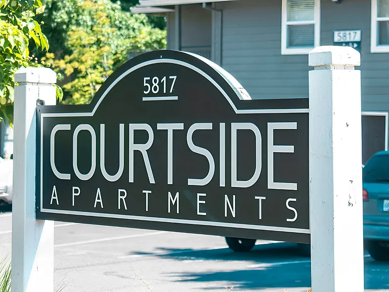Courtside Apartments — Photo 11