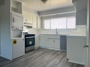 2250 N Frederic St APT D, Burbank, CA 91504