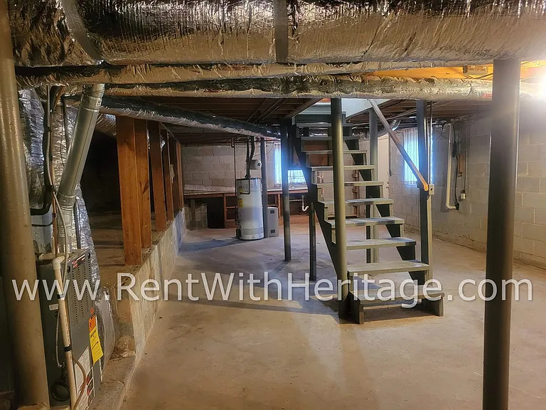 5575 Burrus Rd — Photo 41