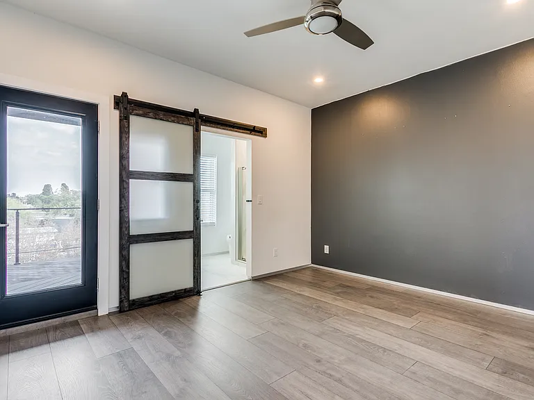 3rd Floor - Primary Bedroom