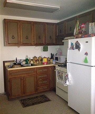 3rd image of 324 Avenue E
