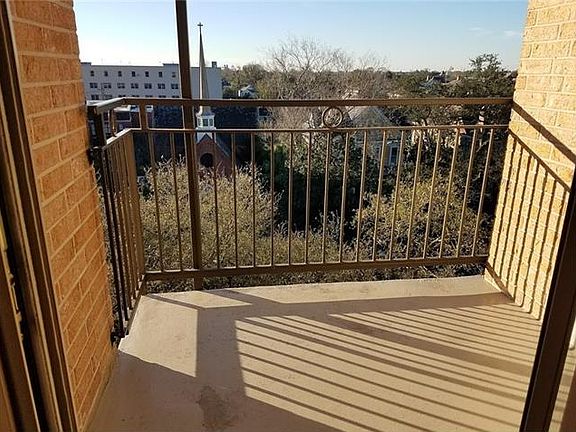 5th image of 3915 St Charles Ave APT 704