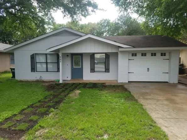 905 N Bishop St, San Marcos, TX 78666