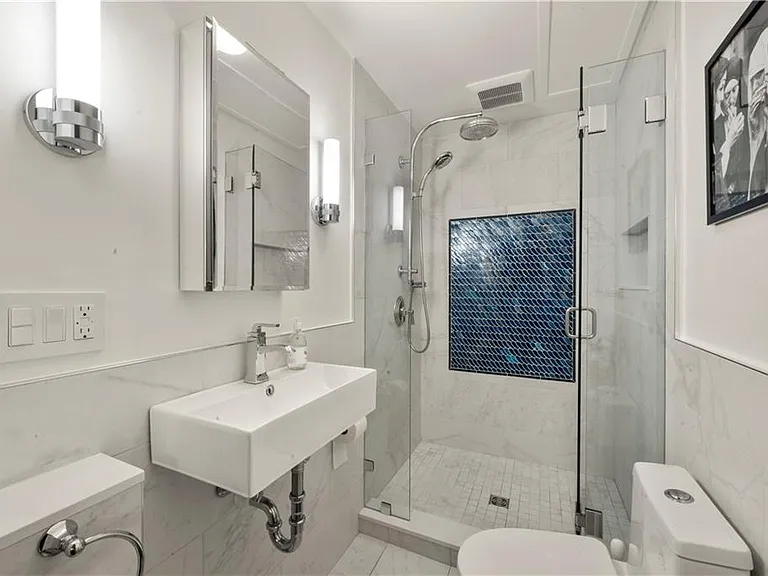 33 Marsh St — Photo 11