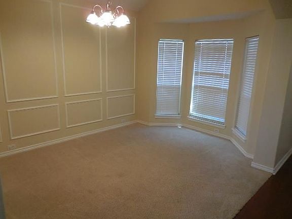 2nd image of 1412 Monte Carlo Dr