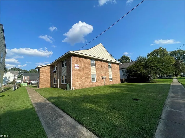 243 Maryland Ave #A — Photo 1