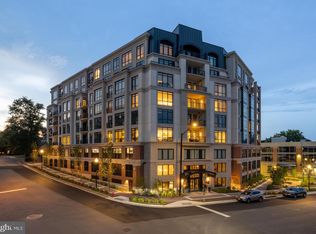 6718 Lowell Ave Unit 604, McLean, VA 22101