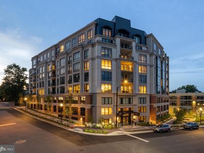6718 Lowell Ave Unit 805, McLean, VA, 22101