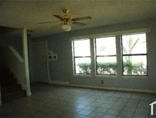 8126 Bent Meadow Dr — Photo 5