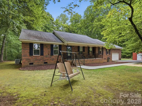 155 S Grandview Rd, Clover, SC 29710