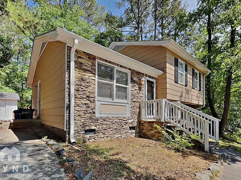 23 Joel Ct — Photo 18
