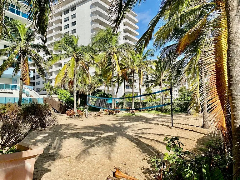 9172 Collins Ave #305 — Photo 23