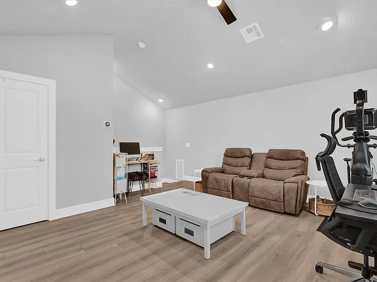 1341 Saltgrass Ct — Photo 29