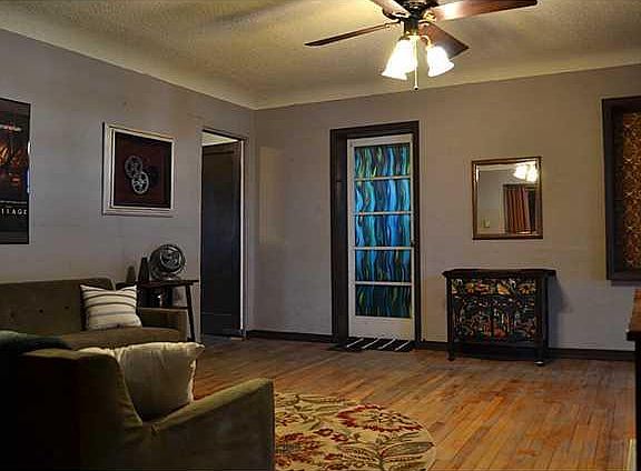 5th image of 3324 Monroe Ave