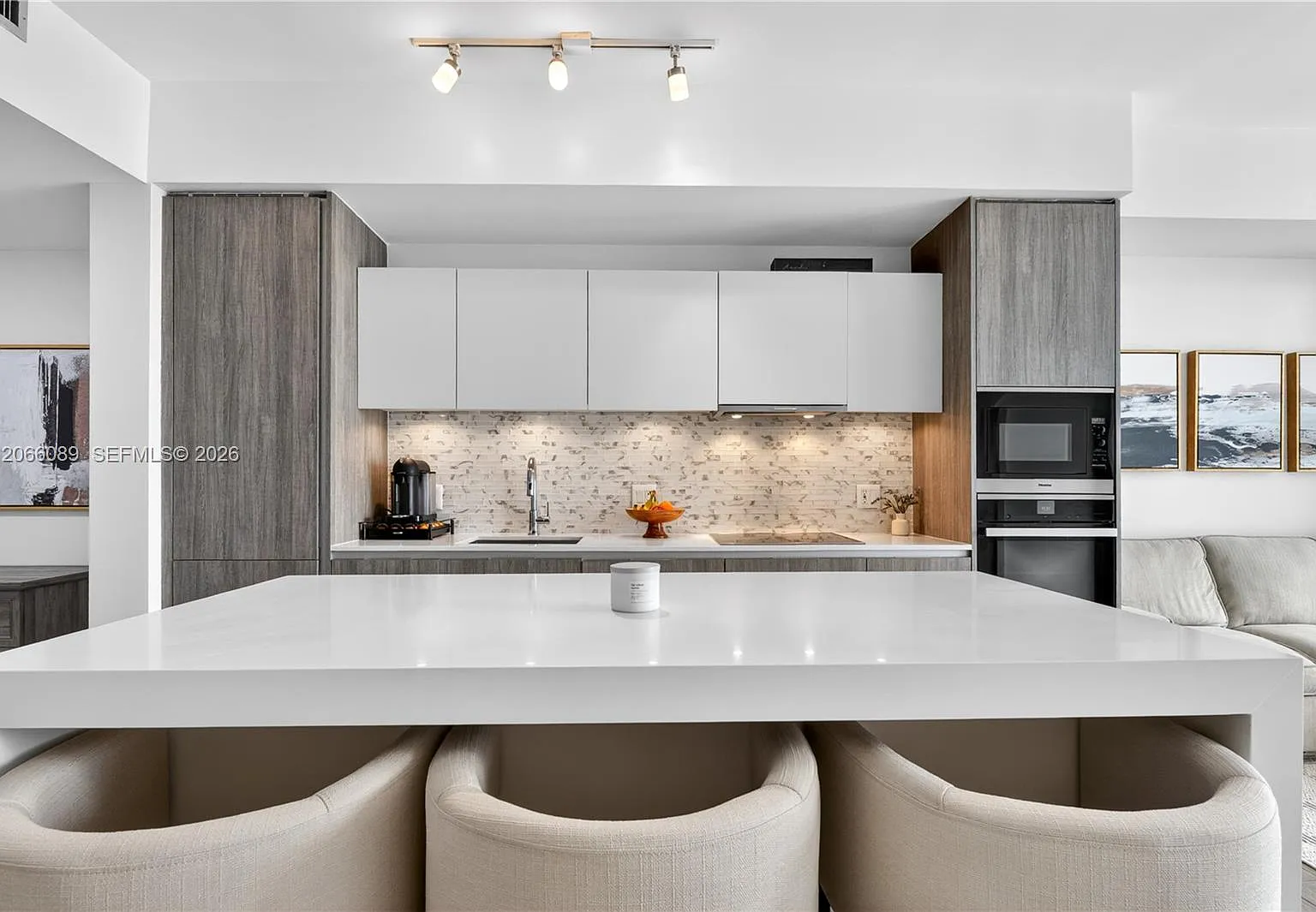 Biscayne Beach Condo — Photo 1