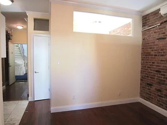 Rented by Mark David | media 22