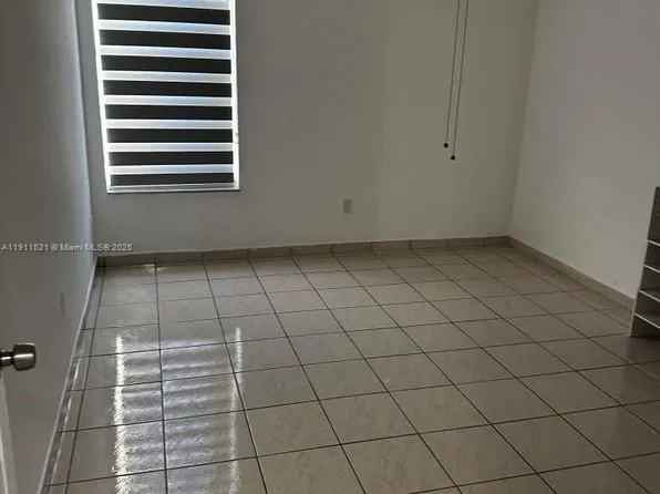210 Fontainebleau Blvd APT 413, Miami, FL 33172