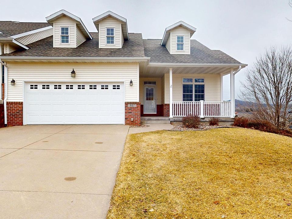1st image of 807 Maple Shade Dr