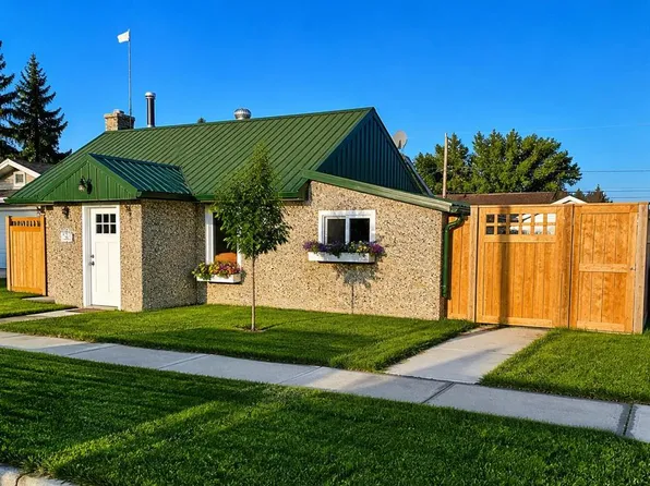 10 E One Street Ave, Hay Lakes, AB T0B 1W0