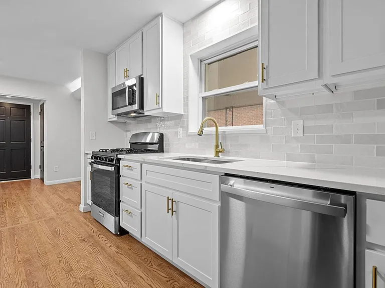 8015 Canton Ave — Photo 5