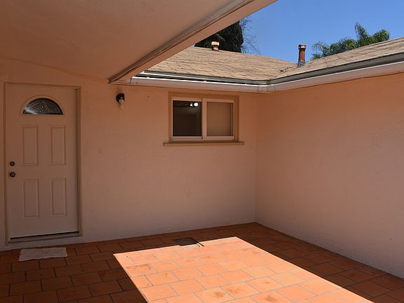 4th image of 8438 Whelan Dr