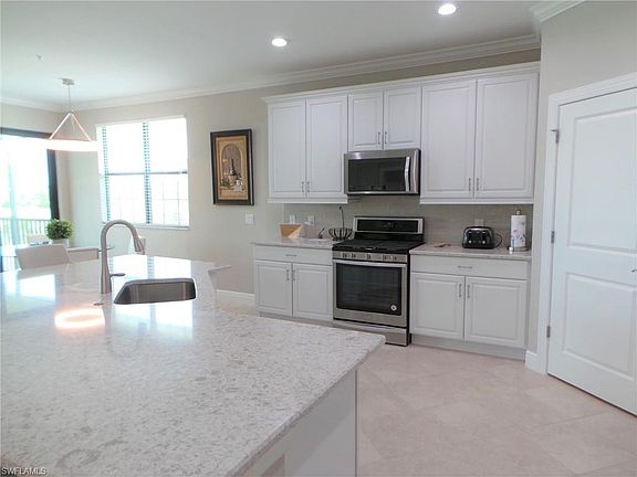 5th image of 2145 Frangipani Cir #5-202