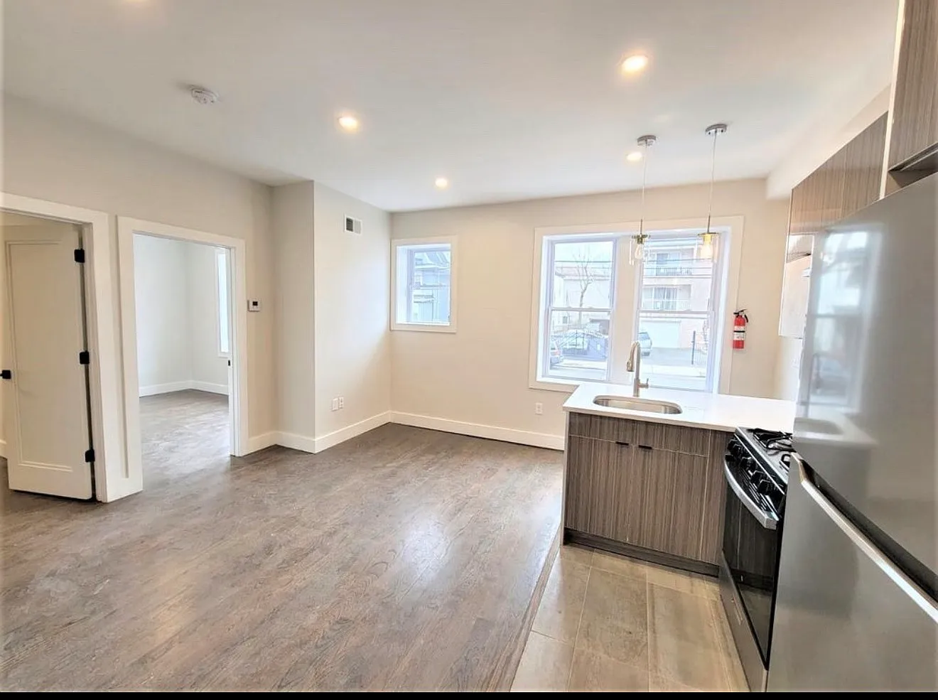 2 bed, $1,850 — Photo 3
