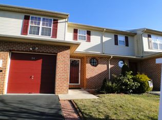 34 Freedom Ter, Easton, PA 18045