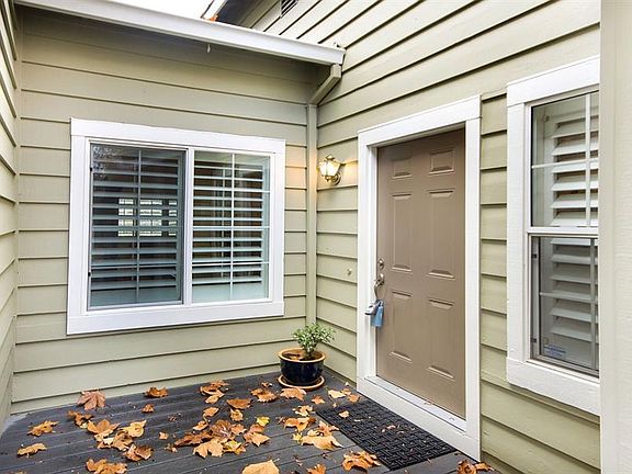 3rd image of 1223 Linder Hill Ct