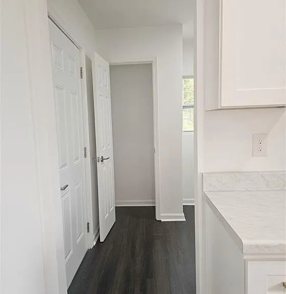 199 Carver Cir NW — Photo 11