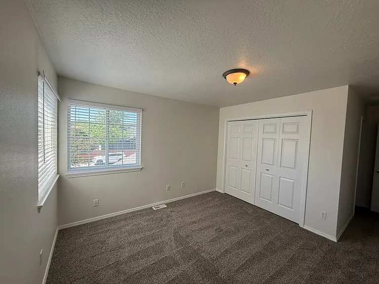 2158 S Dorothy Ave — Photo 23