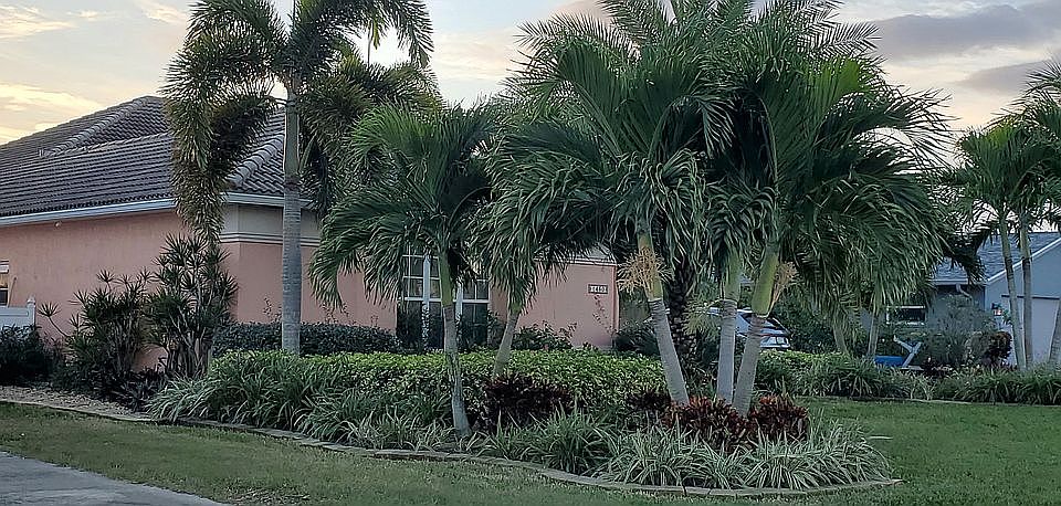 1st image of 1430 Sykes Creek Dr
