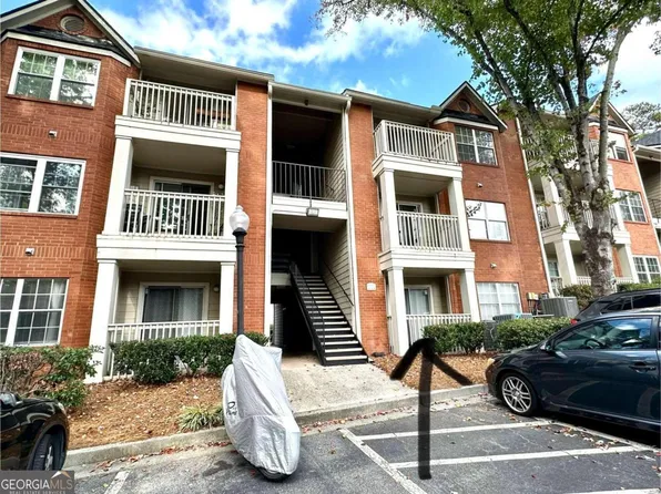 4090 Chastain Park Ct NE, Atlanta, GA 30342