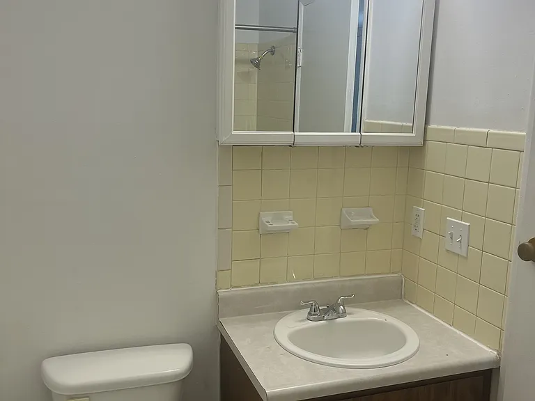 1038 Cherry Dr #3 — Photo 8