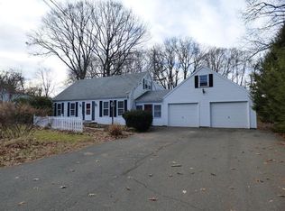 208 Stockings Brook Rd, Berlin, CT 06037