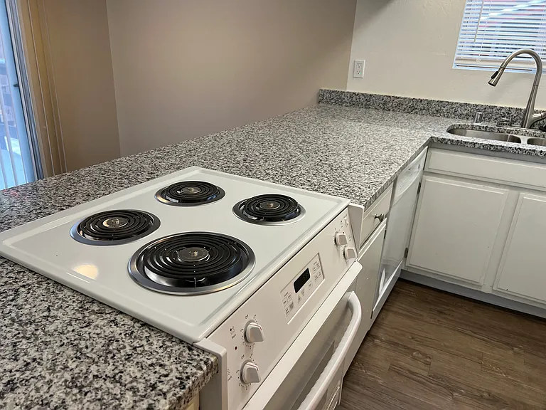 1130 Keller Rd #13 — Photo 12