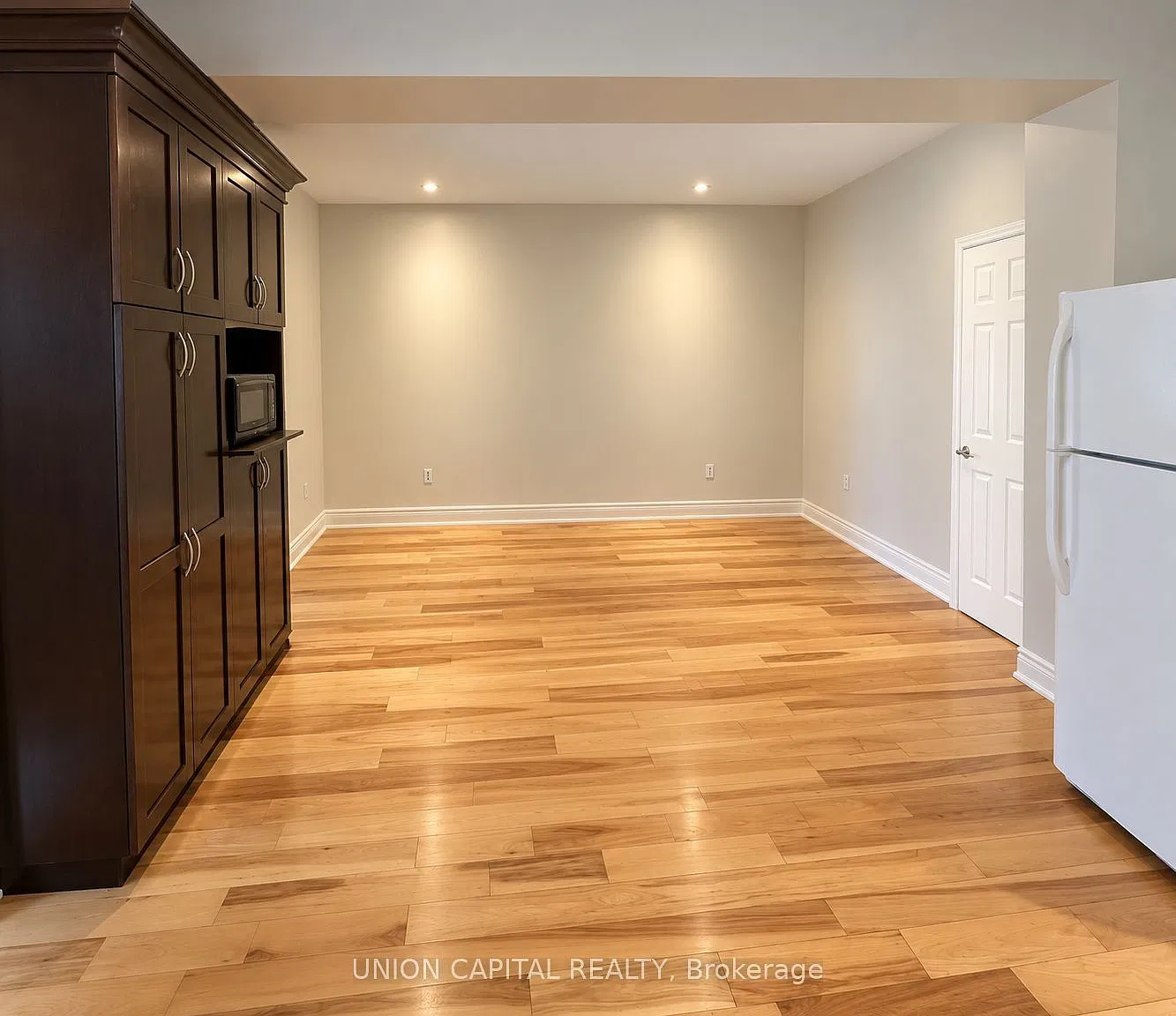 2 bed, $2,400 — Photo 3