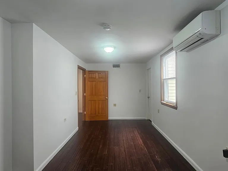 23-58 33rd St #1A — Photo 10