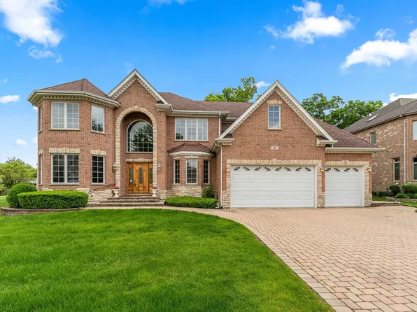 281 N Forest Dr, Addison, IL 60101