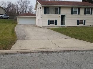 7930 Chase St, Merrillville, IN 46410