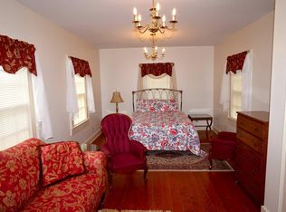 219 Pollock St #D, New Bern, NC 28560