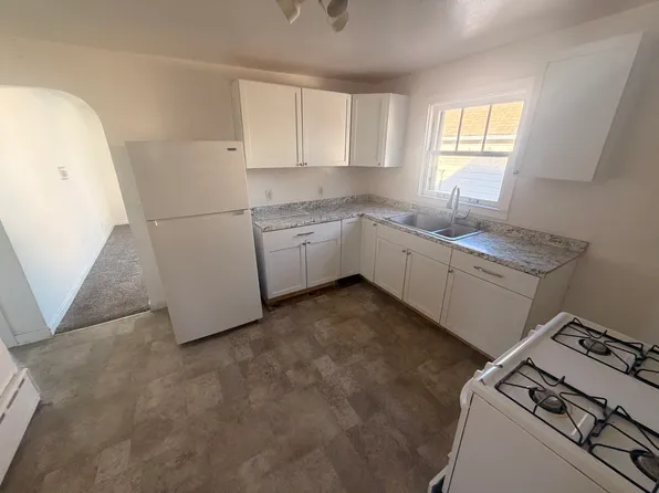 5 Julian St, Binghamton, NY 13905