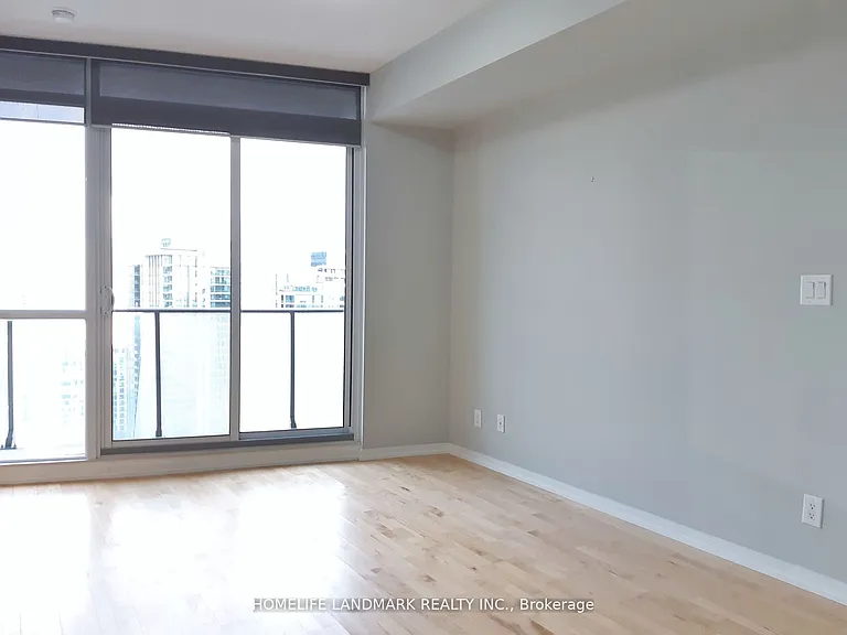 65 Bremner Blvd #4709 — Photo 10