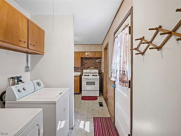 5th image of 6245 Debra Dr