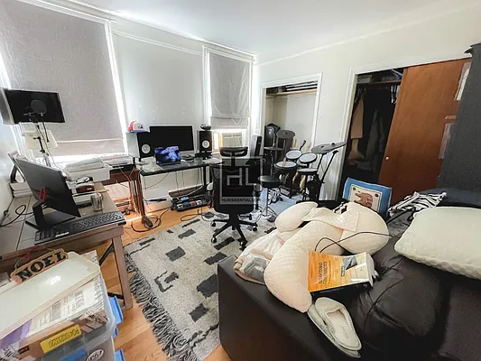 Rented by Highline Residential | media 8