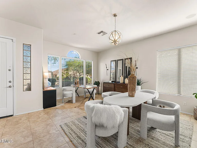 10318 E Tierra Buena Ln — Photo 5