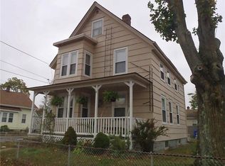 527 Power Rd, Pawtucket, RI 02860