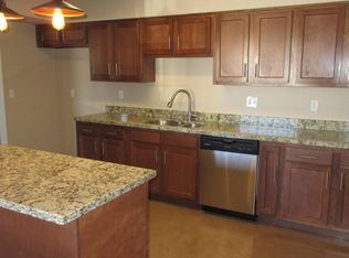 7118 E 32nd Pl, Tucson, AZ 85710