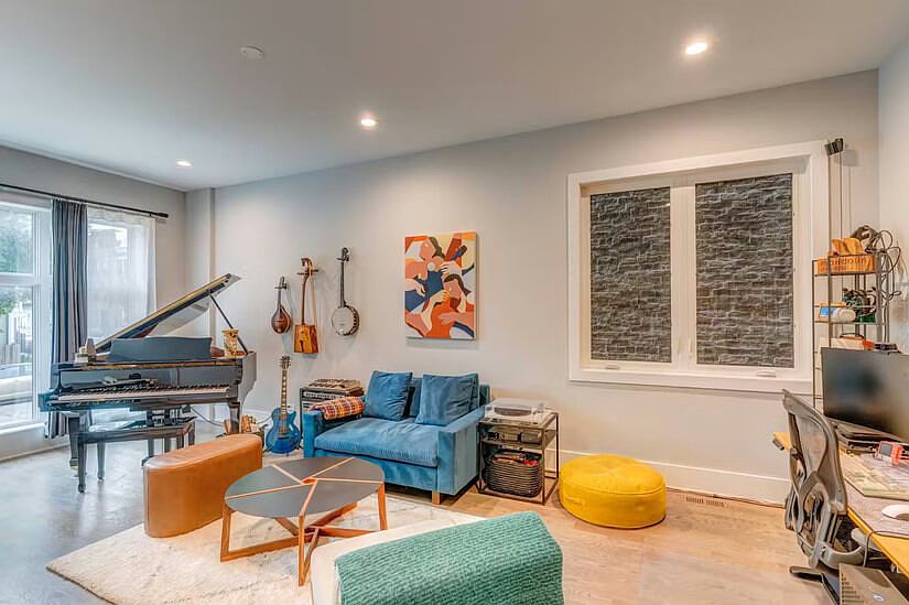 Fully Furnished Home