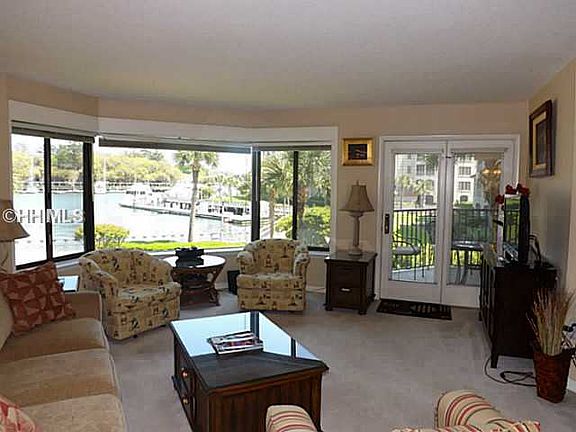 2nd image of 7 Shelter Cove Ln